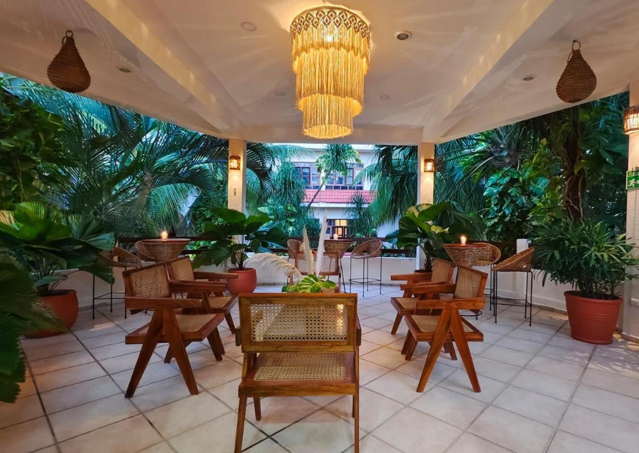 Hotel Hulku Playa del Carmen Exteriör bild